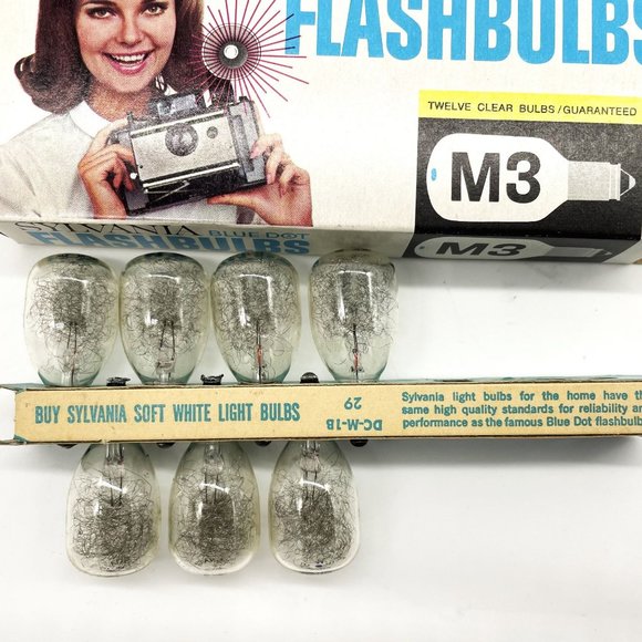 Vtg GE M3B Power Mite Camera Flash Bulbs-12-Sylvania‎ Blue Dot M3 Flashbulbs-7 - Picture 6 of 7
